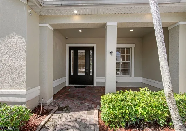 Photo 4 of Single family home for sale at 2628 Fairmont Cvs Ct, Cape Coral, FL 33991 | MLS# 2026038326 | Listing updated on 2026-09-13