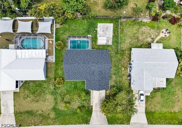 Photo 4 of Single family home for sale at 209 NE 9th Court, Cape Coral, FL 33909 | MLS# 2026038345 | Listing updated on 2026-09-19