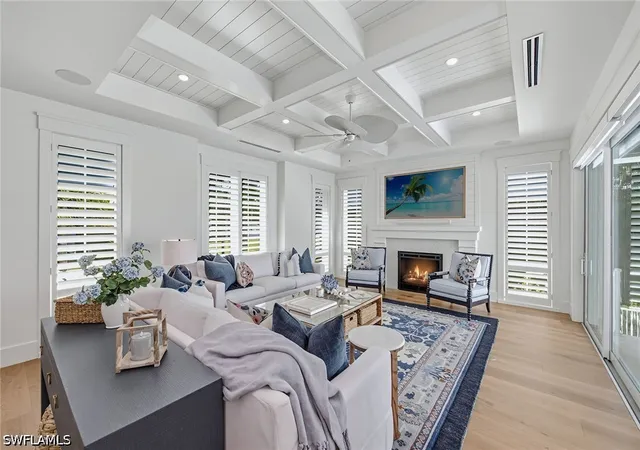 Photo 2 of Single family home for sale at 844 8th Street S, Naples, FL 34102 | MLS# 226032568 | Listing updated on 2026-09-14