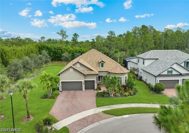 Photo 2 of Single family home for sale at 9527 Curlew Dr, Naples, FL 34120 | MLS# 226031904 | Listing updated on 2026-09-13