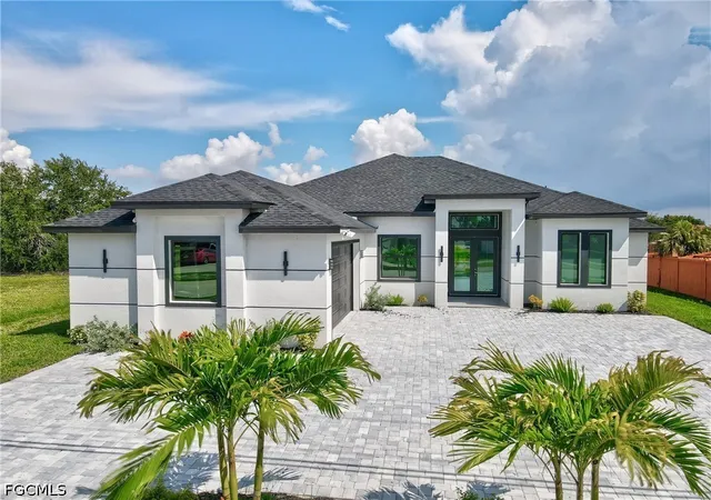 Photo 1 of Sale Pending at 613 Gleason Pkwy, Cape Coral, FL 33914 | MLS# 2026038369 | Listing updated on 2026-09-15