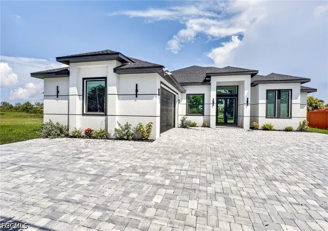 Photo 3 of Sale Pending at 613 Gleason Pkwy, Cape Coral, FL 33914 | MLS# 2026038369 | Listing updated on 2026-09-15