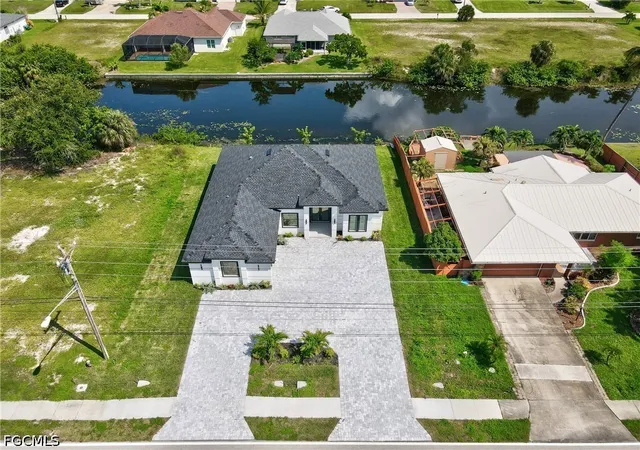 Photo 4 of Sale Pending at 613 Gleason Pkwy, Cape Coral, FL 33914 | MLS# 2026038369 | Listing updated on 2026-09-15