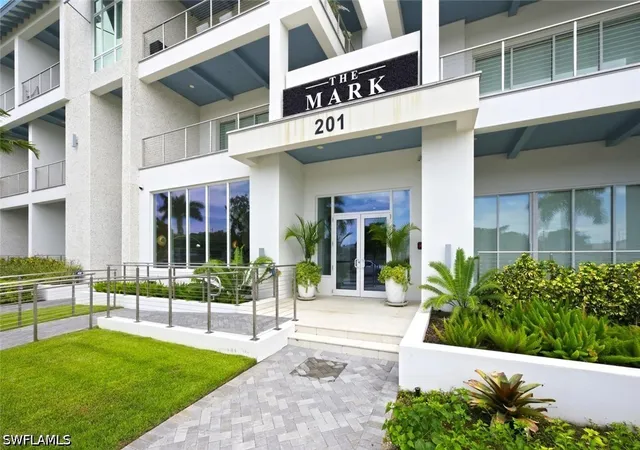 Photo 40 of Condo for sale at 210 8th St S, Naples, FL 34102 | MLS# 226032535 | Listing updated on 2026-10-04