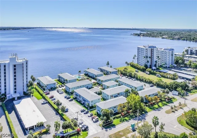Listing Photo 2 - Condo for sale in building located at 3340 N Key Dr, NORTH FORT MYERS, FL 33903 - Unit #2