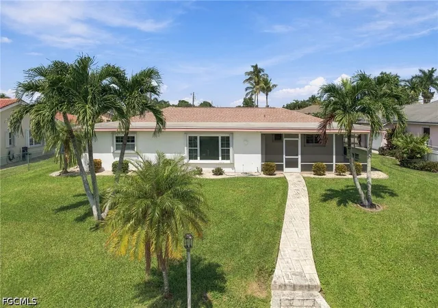 Photo 2 of Sale Pending at 2016 Se 27th Terrace, Cape Coral, FL 33904 | MLS# 2026038402 | Listing updated on 2026-09-25