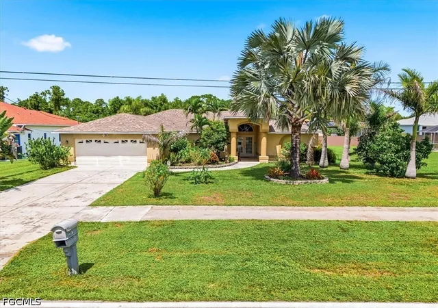 Photo 1 of Single family home for sale at 713 Milwaukee Blvd, Lehigh Acres, FL 33974 | MLS# 2026038410 | Listing updated on 2026-09-12