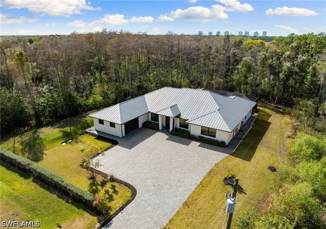 Photo 1 of Sale Pending at 25526 Busy Bee Dr, Bonita Springs, FL 34135 | MLS# 226025199 | Listing updated on 2026-09-24