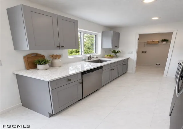 Photo 2 of Single family home for sale at 2022 Edward Ave, Alva, FL 33920 | MLS# 2026038450 | Listing updated on 2026-09-23