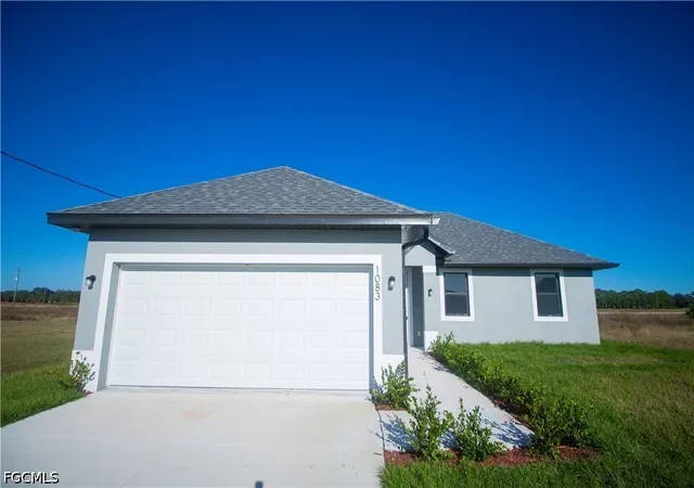 Photo 3 of Single family home for sale at 1083 Calico St, Labelle, FL 33935 | MLS# 2026038463 | Listing updated on 2026-09-11