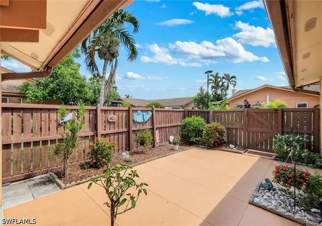 Photo 2 of Townhouse for sale at 6346 Royal Woods Dr, Fort Myers, FL 33908 | MLS# 226032741 | Listing updated on 2026-09-11