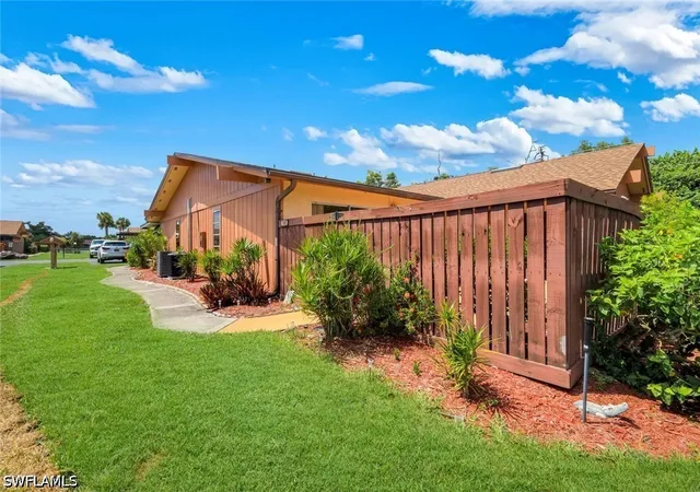 Photo 4 of Townhouse for sale at 6346 Royal Woods Dr, Fort Myers, FL 33908 | MLS# 226032741 | Listing updated on 2026-09-11