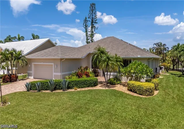 Photo 2 of Sale Pending at 7024 Spotted Fawn Ct, Fort Myers, FL 33908 | MLS# 226032899 | Listing updated on 2026-09-11