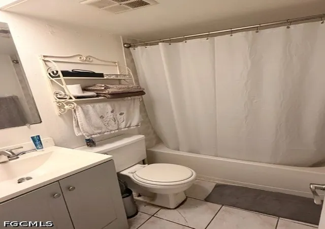 Photo 20 of Multi family home for sale at 1017 Se 39th Terrace, Cape Coral, FL 33904 | MLS# 2026038491 | Listing updated on 2026-09-12