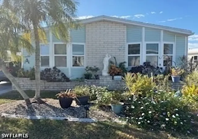 Manufactured home for sale at 472 Sharks Point, North Port, FL 34287 | MLS# 226032925