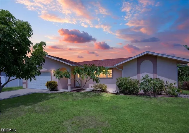 Photo 1 of Single family home for sale at 305 Se 27th Terrace, Cape Coral, FL 33904 | MLS# 2026038507 | Listing updated on 2026-10-07