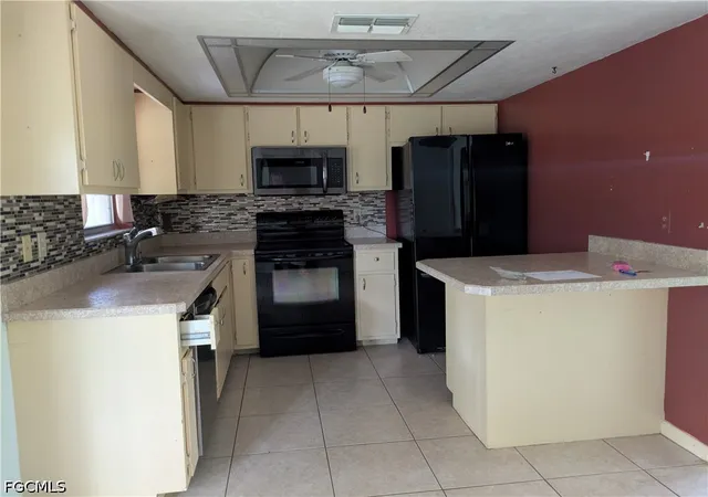 Photo 2 of Single family home for sale at 2104 E 9th Street, Lehigh Acres, FL 33936 | MLS# 2026038522 | Listing updated on 2026-09-15