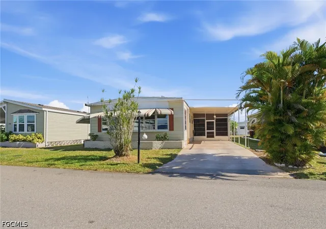 Manufactured home for sale at 14734 Patrick Henry Rd #292, North Fort Myers, FL 33917 | MLS# 2026038531