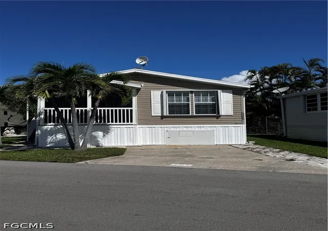 Photo 1 of Manufactured home for sale at 19681 Summerlin Rd #405, Fort Myers, FL 33908 | MLS# 2026038564 | Listing updated on 2026-09-14