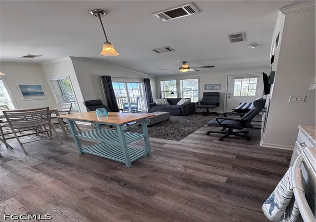 Photo 4 of Manufactured home for sale at 19681 Summerlin Rd #405, Fort Myers, FL 33908 | MLS# 2026038564 | Listing updated on 2026-09-14