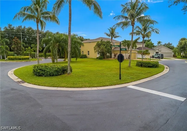 Photo 2 of Single family home for sale at 12835 Fox Holw Cir, Fort Myers, FL 33912 | MLS# 226032158 | Listing updated on 2026-09-13