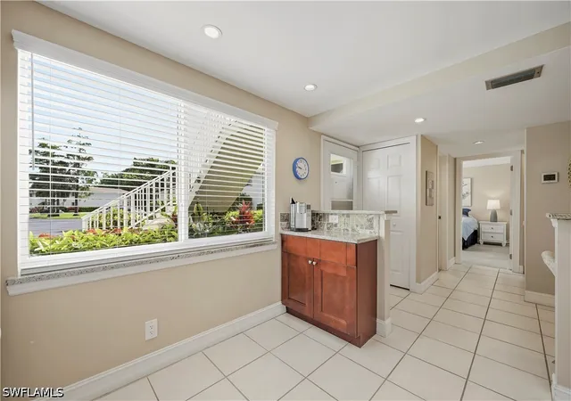 Listing Photo 5 - Condo for sale in building located at 416 Teryl Rd, Naples, FL 34112 - Unit #2363