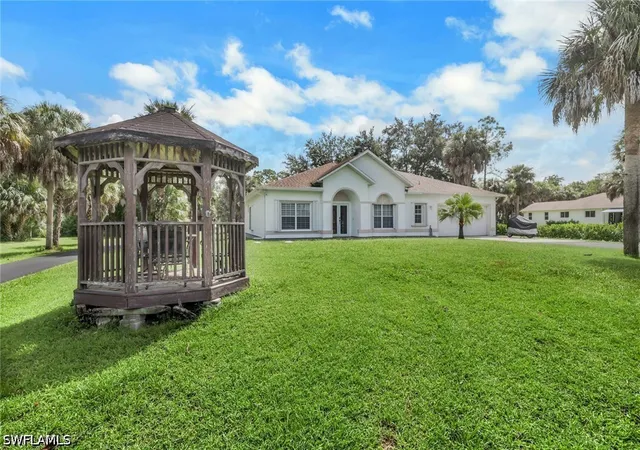 Photo 1 of Single family home for sale at 330 17th Street SW, Naples, FL 34117 | MLS# 226032912 | Listing updated on 2026-09-23