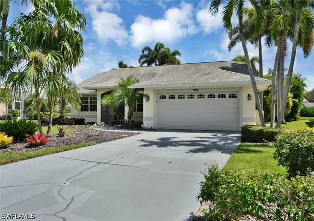 Photo 2 of Single family home for sale at 1982 E Crown Pointe Blvd, Naples, FL 34112 | MLS# 226032989 | Listing updated on 2026-09-14