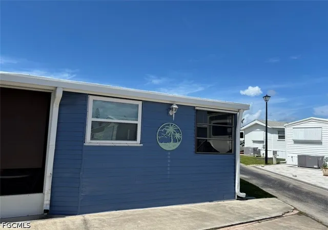 Photo 2 of Manufactured home for sale at 11531 Valleyview Dr #163, Fort Myers, FL 33908 | MLS# 2026038601 | Listing updated on 2026-09-15
