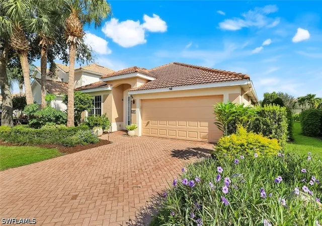 Photo 1 of Single family home for sale at 2095 Sagebrush Cir, Naples, FL 34120 | MLS# 226032716 | Listing updated on 2026-10-03