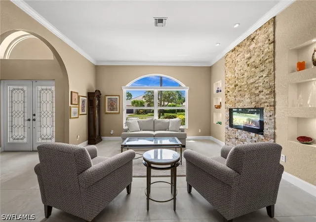 Photo 3 of Single family home for sale at 2127 Imperial Cir, Naples, FL 34110 | MLS# 226029922 | Listing updated on 2026-09-14