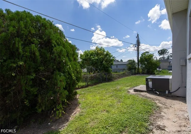 Photo 36 of Single family home for sale at 19005 Tampa Rd S, Fort Myers, FL 33967 | MLS# 2026038627 | Listing updated on 2026-10-07