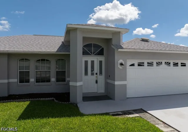 Photo 3 of Single family home for sale at 19005 Tampa Rd S, Fort Myers, FL 33967 | MLS# 2026038627 | Listing updated on 2026-09-15