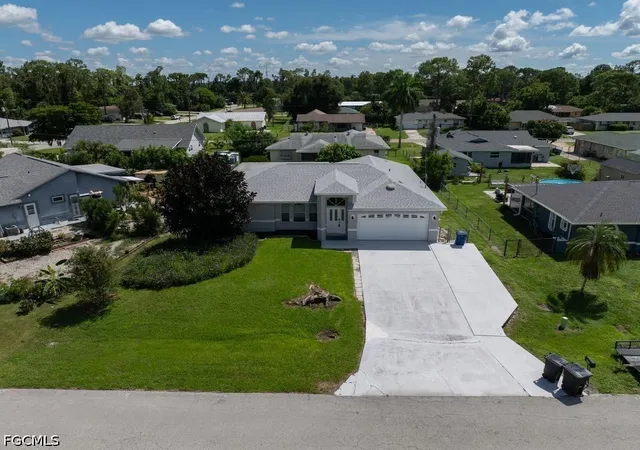 Photo 3 of Single family home for sale at 19005 Tampa Rd S, Fort Myers, FL 33967 | MLS# 2026038627 | Listing updated on 2026-09-15
