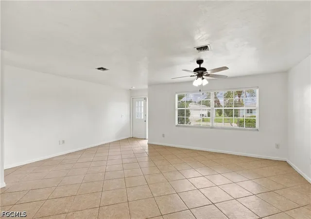Photo 3 of Single family home for sale at 7402 Sea Is Rd, Fort Myers, FL 33967 | MLS# 2026038631 | Listing updated on 2026-09-14