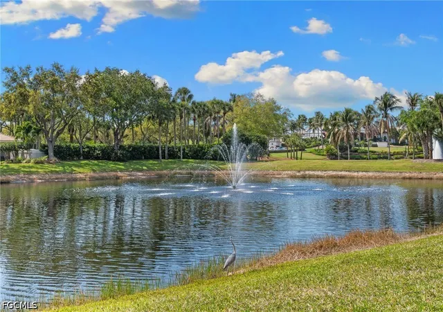 Listing Photo 4 - Condo for sale in building located at 24371 Sandpiper Isle Wy, Bonita Springs, FL 34134 - Unit #302
