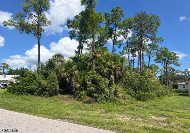 Photo 3 of Land for sale at 5018 N Rosebud Cir, Labelle, FL 33935 | MLS# 2026038640 | Listing updated on 2026-09-14