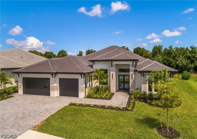 Photo 2 of Single family home for sale at 14318 Charthouse Cir, Naples, FL 34114 | MLS# 2026038644 | Listing updated on 2026-09-14