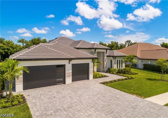 Photo 3 of Single family home for sale at 14318 Charthouse Cir, Naples, FL 34114 | MLS# 2026038644 | Listing updated on 2026-09-14