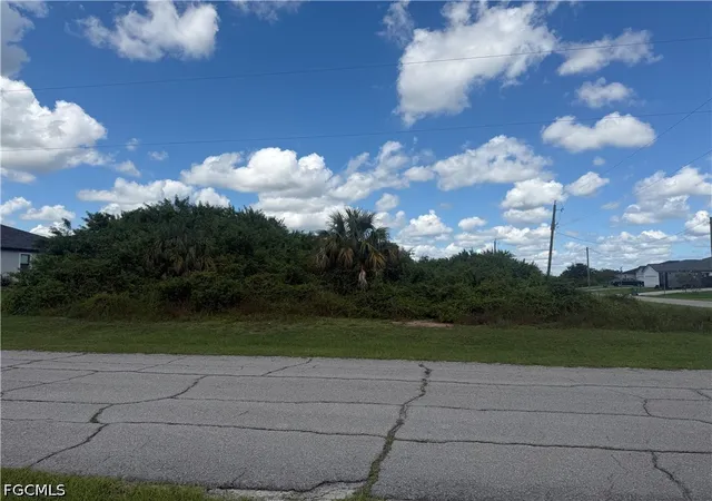 Photo 2 of Land for sale at 3072 E Briarwood Cir, Labelle, FL 33935 | MLS# 2026038647 | Listing updated on 2026-09-14