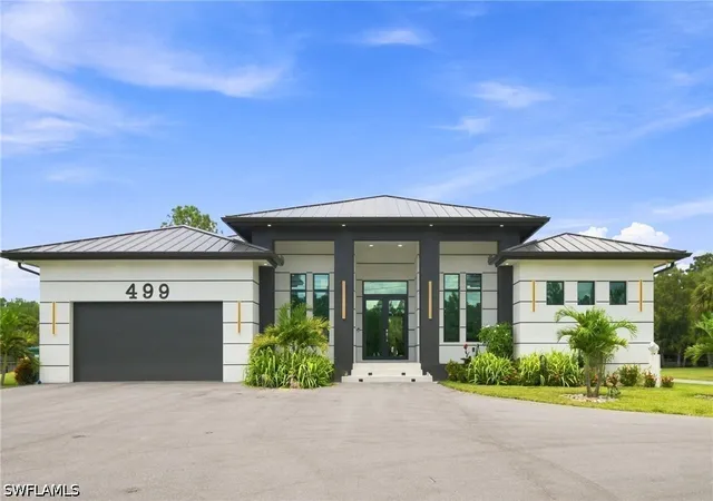 Photo 1 of Single family home for sale at 499 Golden Gate Blvd E, Naples, FL 34120 | MLS# 226032266 | Listing updated on 2026-09-14
