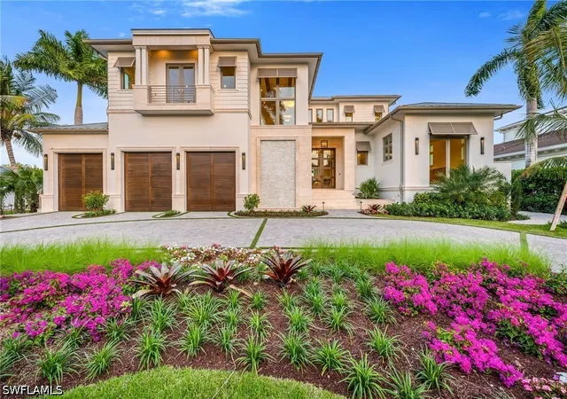 Photo 3 of Mansion for sale at 1935 5th Street S, Naples, FL 34102 | MLS# 226033071 | Listing updated on 2026-09-15