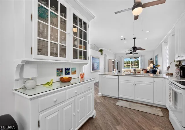 Photo 4 of Townhouse for sale at 14282 Reflection Lakes Dr, Fort Myers, FL 33907 | MLS# 2026038668 | Listing updated on 2026-09-15