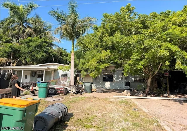 Photo 1 of Multi family home for sale at 4930 Palmetto Ct, Naples, FL 34112 | MLS# 226033109 | Listing updated on 2026-09-14