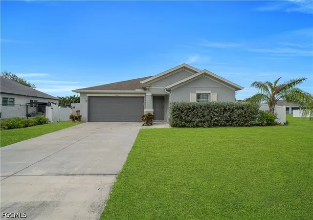 Photo 1 of Single family home for sale at 1925 Ne 33rd Lane, Cape Coral, FL 33909 | MLS# 2026038744 | Listing updated on 2026-09-15