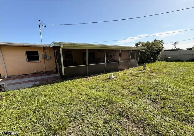 Photo 2 of Sale Pending at 1379 Golf Dr, Fort Myers, FL 33919 | MLS# 2026038752 | Listing updated on 2026-10-02
