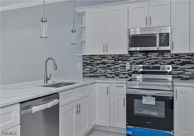 Photo 2 of Single family home for sale at 4338 Lexington Ave, Fort Myers, FL 33905 | MLS# 2026038759 | Listing updated on 2026-09-15