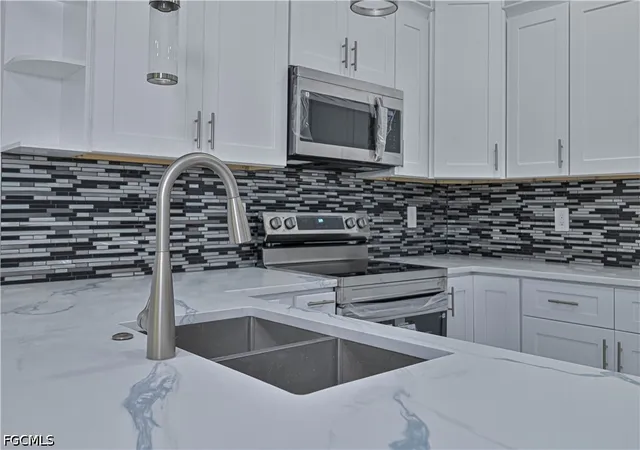 Photo 3 of Single family home for sale at 4338 Lexington Ave, Fort Myers, FL 33905 | MLS# 2026038759 | Listing updated on 2026-09-15