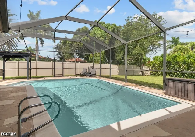 Photo 2 of Single family home for sale at 1380 Burgundy Dr, Fort Myers, FL 33919 | MLS# 2026038771 | Listing updated on 2026-09-16