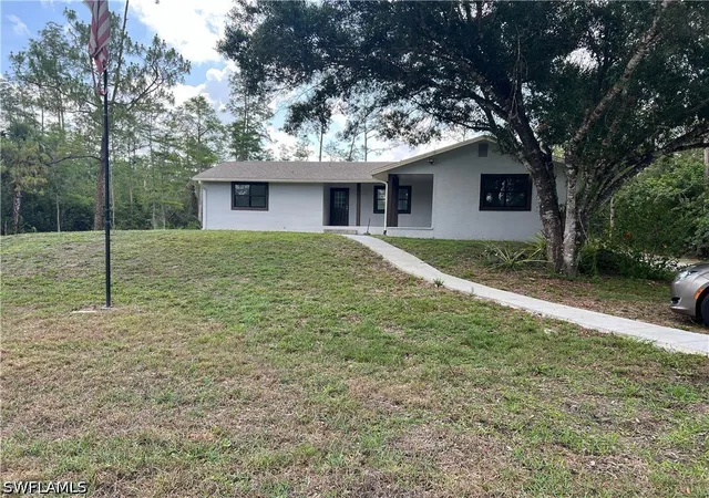Photo 1 of Single family home for sale at 360 Desoto Blvd S, Naples, FL 34117 | MLS# 226032967 | Listing updated on 2026-09-15